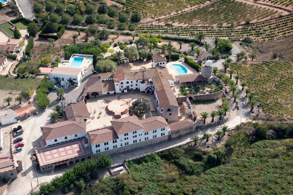 Mas Boronat Resort Salomo Extérieur photo