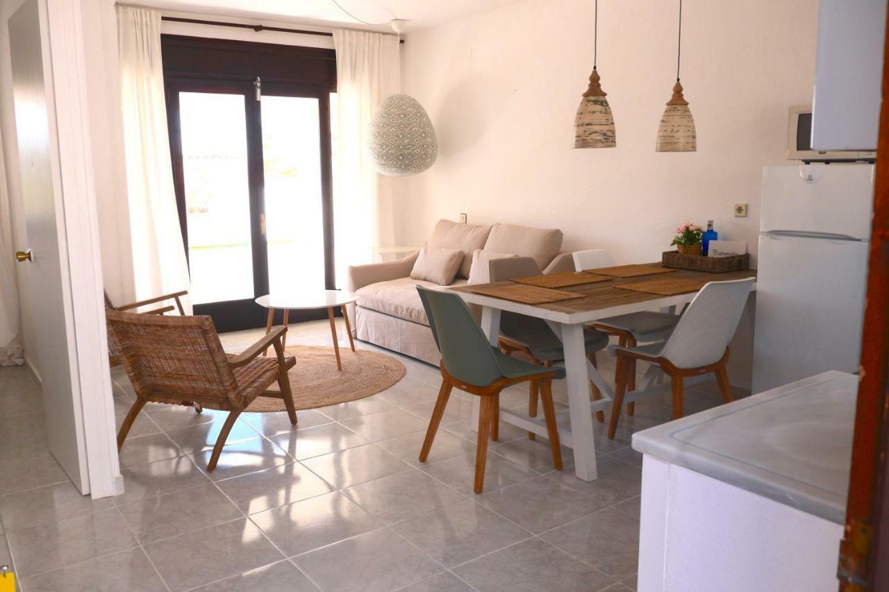 Mas Boronat Resort Salomo Extérieur photo